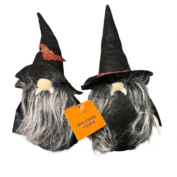 Halloween Mini Gnome Couple Vampires Joann 2022 Decoration - Picture 1 of 4